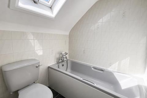 Studio for sale, Outram Road, Croydon CR0