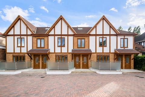 Ruislip Road, Greenford, UB6