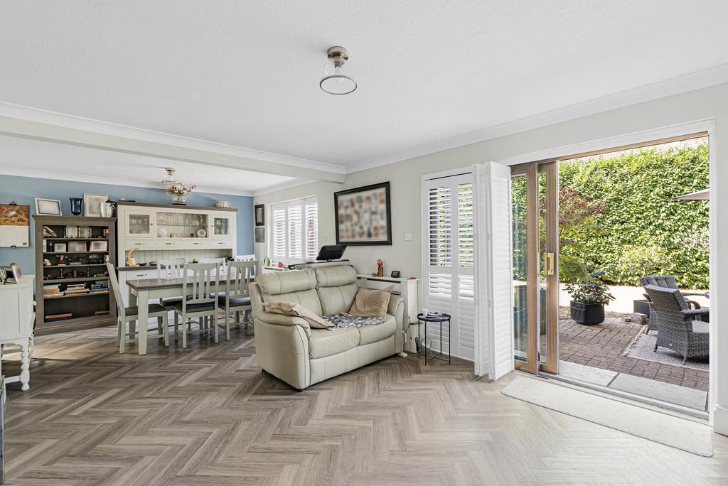 Living/Dining Room