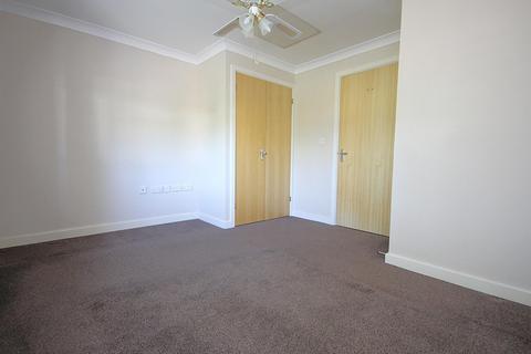 2 bedroom apartment for sale, Lynn Crescent, Titchfield Common