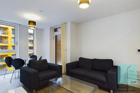1 bed flat/apartment for rent in Telegraph Avenue, London SE10