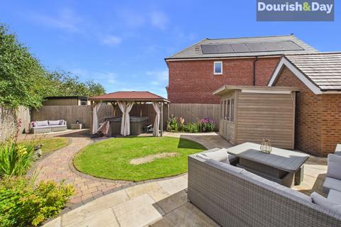 3 bedroom detached house for sale, Audlem Road, Stafford ST18