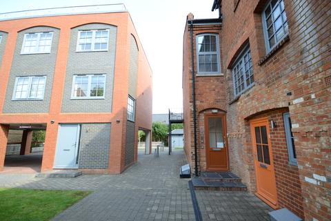 3 bedroom house to rent, Southampton Street, Reading RG1