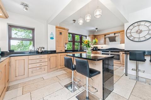5 bedroom detached house for sale, Leas Gardens, Jackson Bridge, Holmfirth