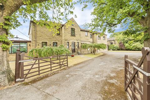 5 bedroom detached house for sale, Leas Gardens, Jackson Bridge, Holmfirth