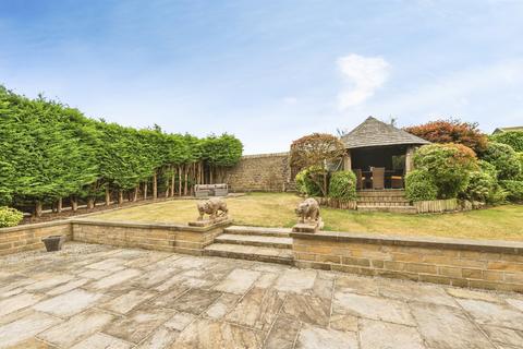 5 bedroom detached house for sale, Leas Gardens, Jackson Bridge, Holmfirth