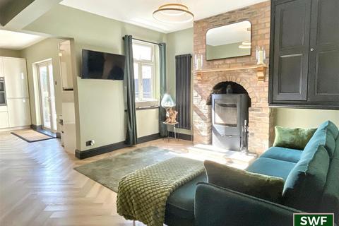 3 bedroom semi-detached house for sale, Norfolk Road, Pennfields