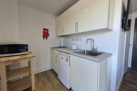 Studio for sale, Cardinal Court, Scholes Street, Oldham, OL1