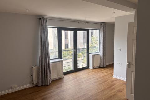 2 bedroom flat to rent, Denmark Road, POOLE, BH15