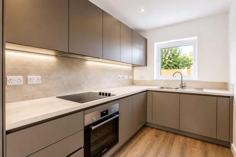 3 bedroom semi-detached house for sale, Ghyllgrove Close, Basildon, Essex, SS14
