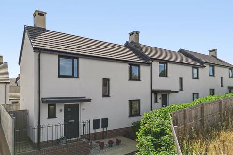 2 bedroom end of terrace house for sale, Peters Court, Paignton, TQ4