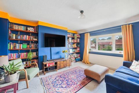 2 bedroom maisonette for sale, Parkhurst, Epsom