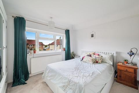 2 bedroom maisonette for sale, Parkhurst, Epsom