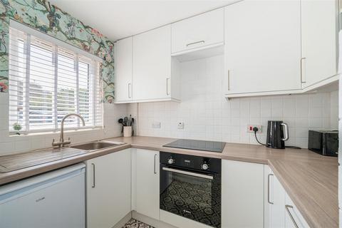 2 bedroom terraced house for sale, Merlin Drive, Portsmouth