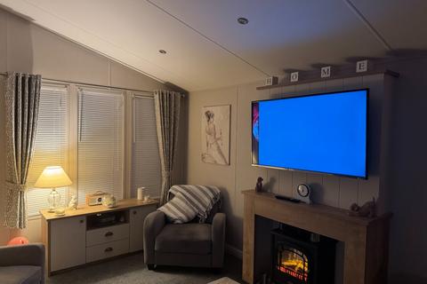 3 bedroom lodge for sale, Willerby Pinehurst , Skegness, PE25 2LA, South East England