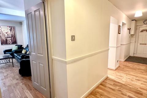 undefined, Queen Margaret Drive, Botanics, Glasgow, G20