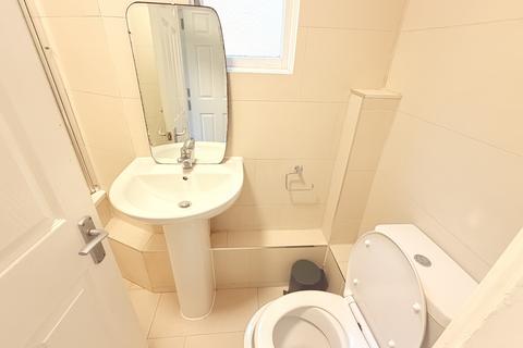 4 bedroom flat to rent, Cloudesley Road, Angel N1