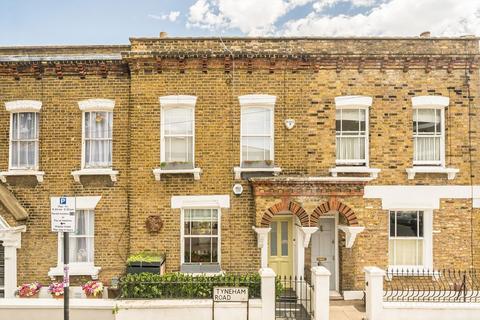 Tyneham Road, London SW11