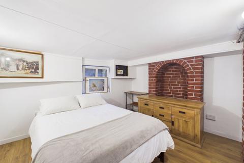 2 bedroom terraced house for sale, Charles Street, Rochester, Kent, ME2