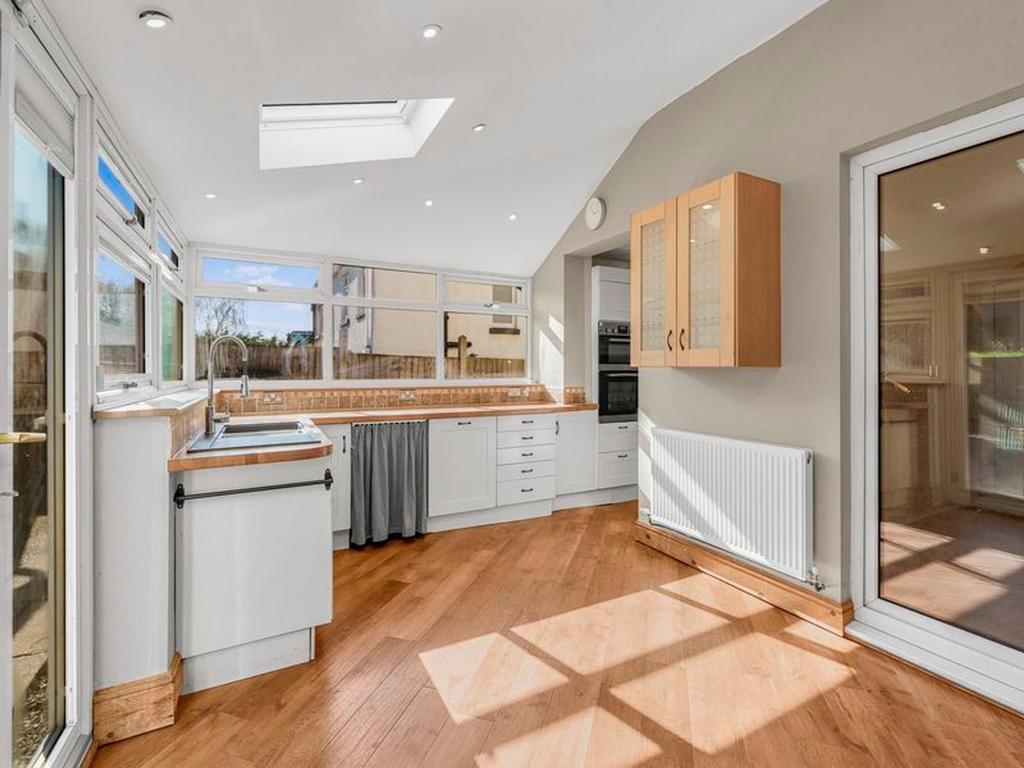 House in Leeds - View 2