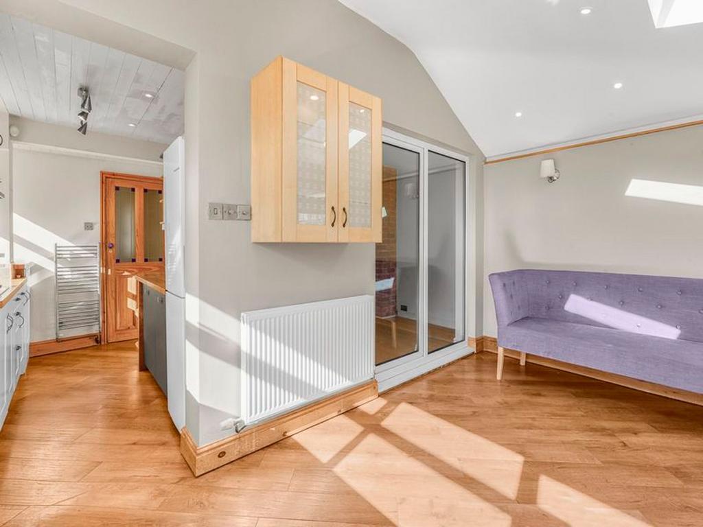House in Leeds - View 4