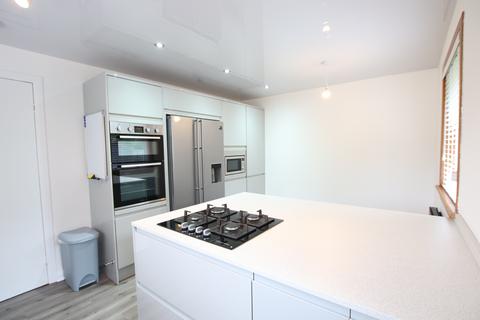 2 bedroom bungalow to rent, Woodland Way, DUNDEE, DD2