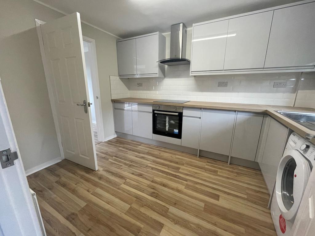 House in Cambridge, Barnwell - View 2