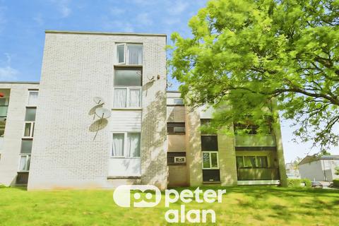 3 bedroom flat to rent, Awel Mor, Cardiff, CF23