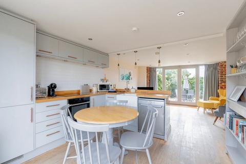 2 bedroom barn conversion for sale, Hickling Road, Sutton