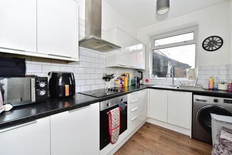 2 bedroom terraced house for sale, Kilnhurst Road, Rawmarsh S62