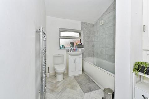 2 bedroom terraced house for sale, Kilnhurst Road, Rawmarsh S62
