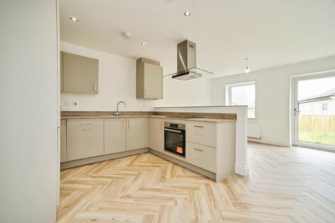 3 bedroom semi-detached house for sale, Weavers Place, PUDSEY