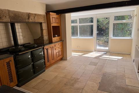 4 bedroom detached house to rent, Silver Street, Minety, SN16
