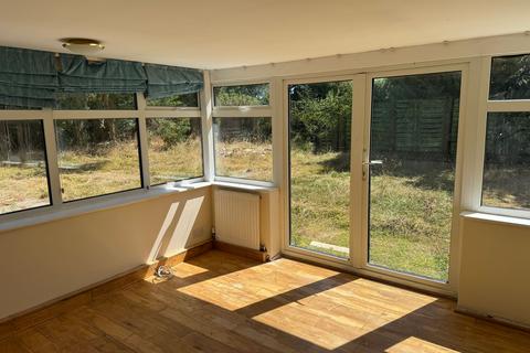 4 bedroom detached house to rent, Silver Street, Minety, SN16