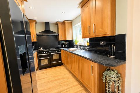 3 bedroom detached house for sale, Pendleton Road, Darlington