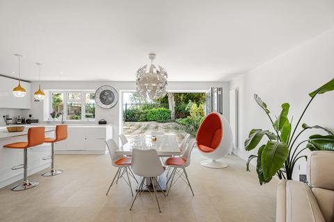 5 bedroom detached house for sale, The Worple, Wraysbury, Staines-upon-Thames, Berkshire, TW19