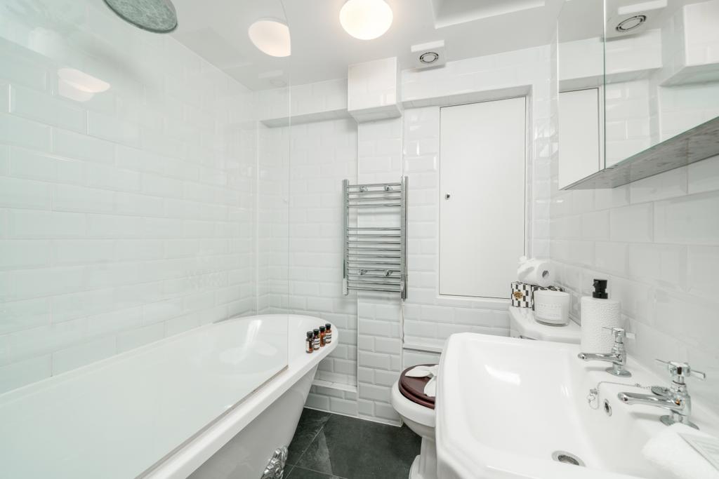 Apartment in London - More