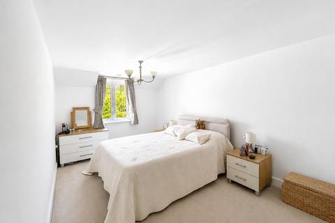 2 bedroom flat for sale, Little Common Road, Bexhill on Sea TN39