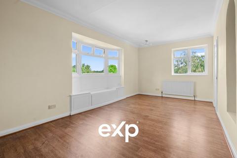 undefined, Cowper Close, Chertsey KT16