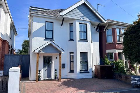 4 bedroom detached house for sale, Maxwell Road, Bournemouth, BH9