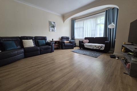 5 bedroom semi-detached house to rent, Preston Road, WEMBLEY, HA9