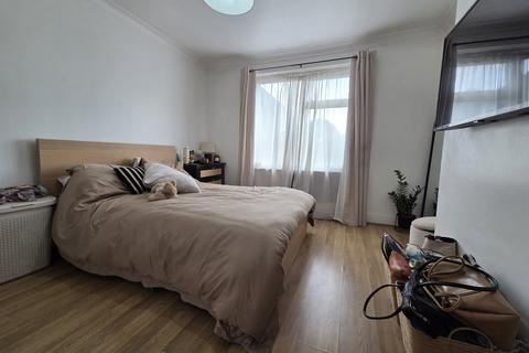 5 bedroom semi-detached house to rent, Preston Road, WEMBLEY, HA9
