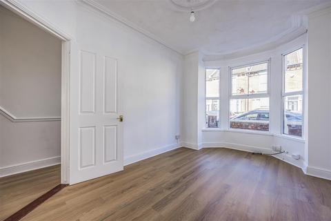 3 bedroom terraced house for sale, Highgate Road, Portsmouth PO3