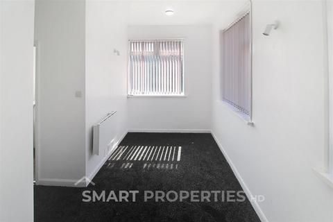 1 bedroom house to rent, Swan Lane, Huddersfield HD1