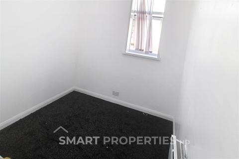 1 bedroom house to rent, Swan Lane, Huddersfield HD1