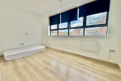 Studio to rent, Imperial House, Rose Lane, Norwich