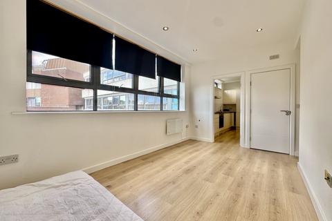 Studio to rent, Imperial House, Rose Lane, Norwich