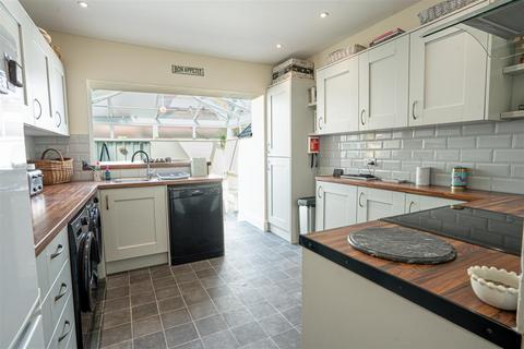 2 bedroom semi-detached house for sale, Avon Lane, Bideford EX39