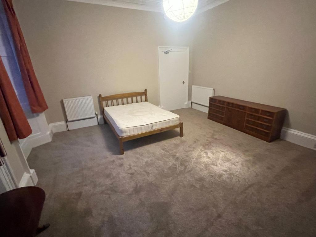 Apartment in Edinburgh - View 4