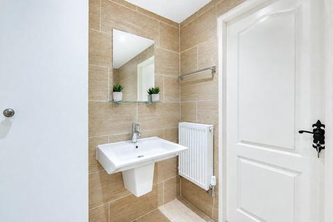 4 bedroom semi-detached house for sale, Beaminster Way, Newcastle Upon Tyne, NE3